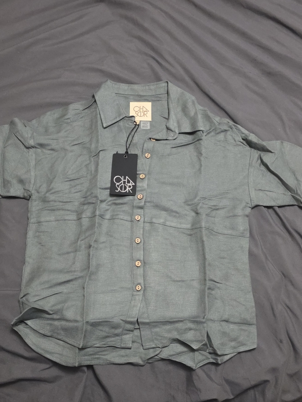 Womens Short-Sleeve Button Shirt in Sage Green